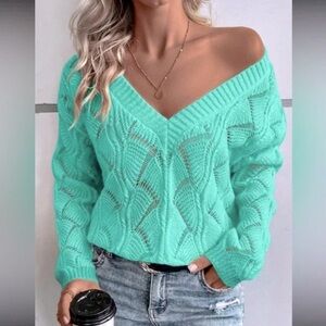 NWT Boutique Bright Mint Green oversized Sweater Size small